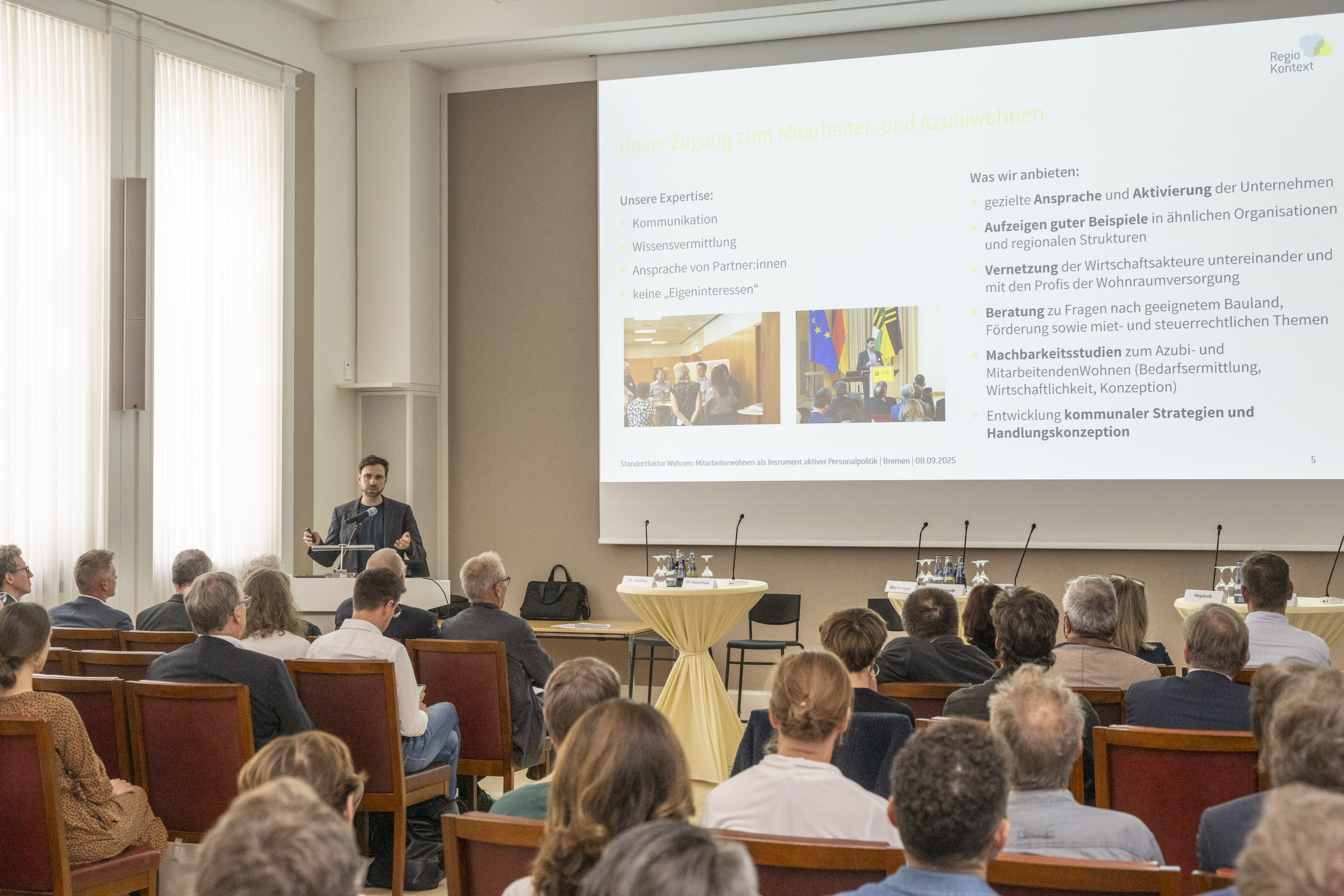 Simon bei IHK Bremen